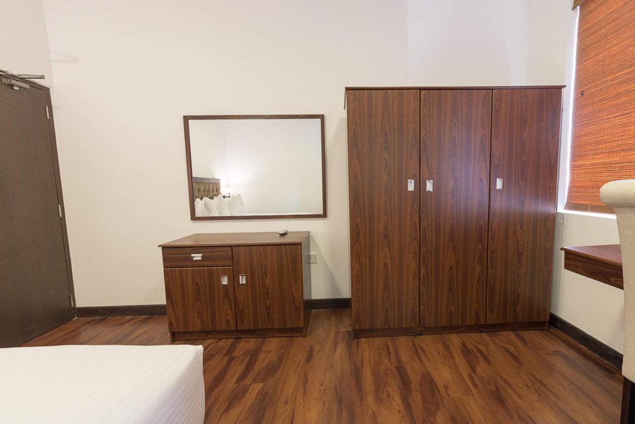 Pearl Royal Hotel, Коломбо Экстерьер фото